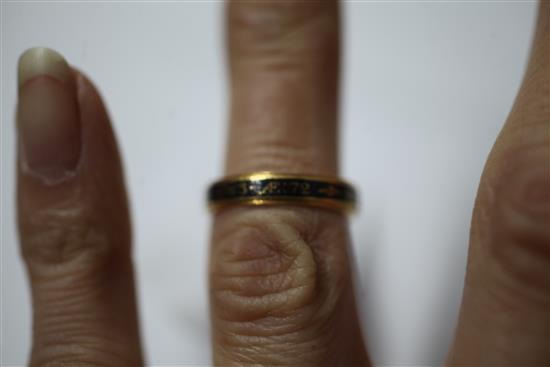 An early George III gild and black enamel mourning band